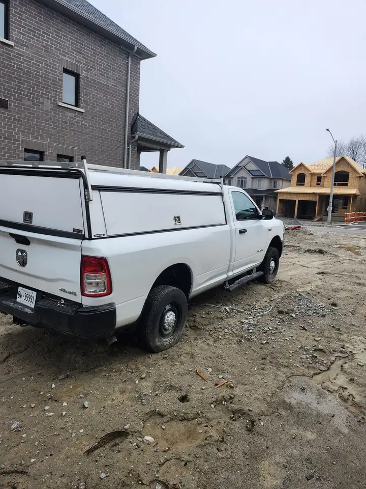 RAM 2500 снимка RAM 2500