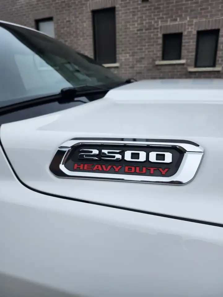 RAM 2500 снимка RAM 2500