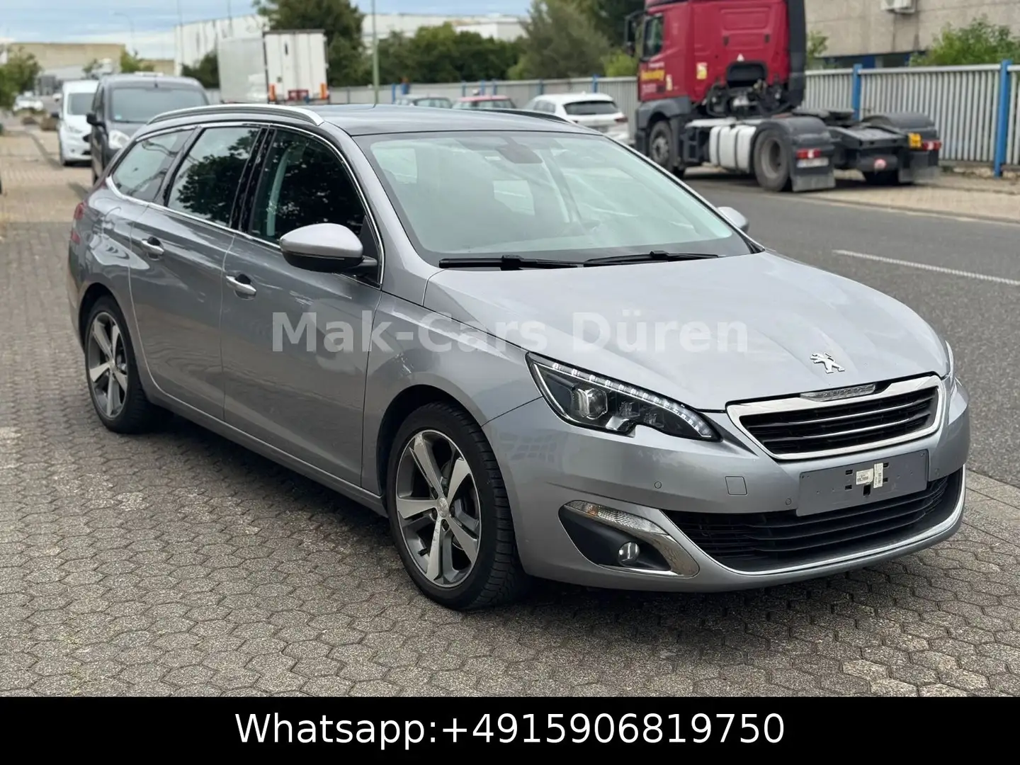 Peugeot 308 SW Allure / NAVI / TEMPO / PANO / Gris - 2