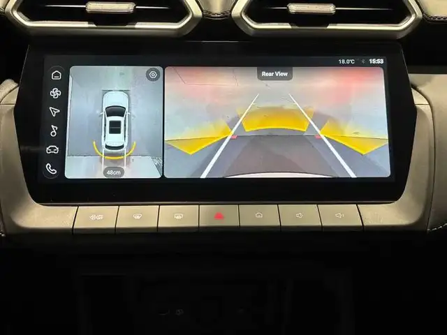 MG ZS view 12