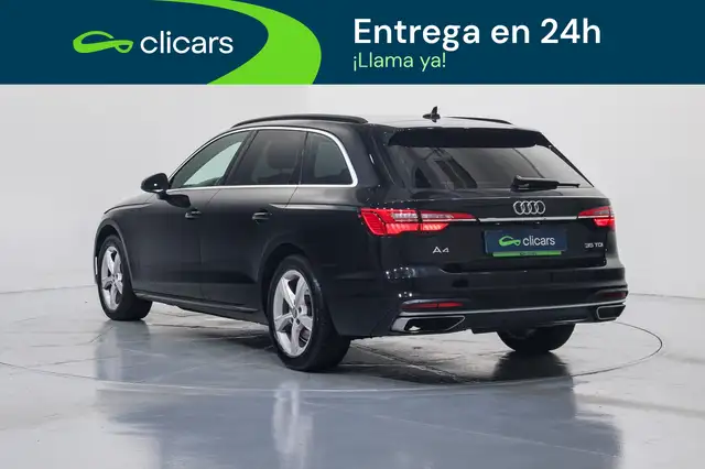 Audi A4 view 9