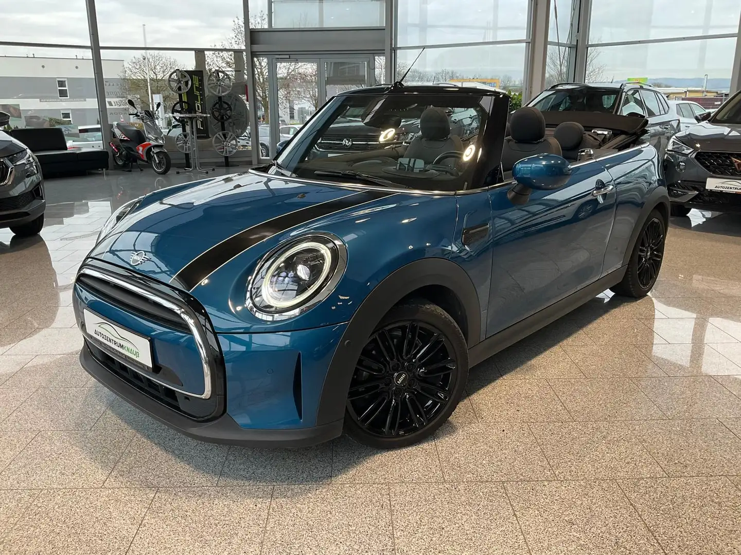 MINI Cooper 1.5 Cabrio LED HUD Navi R-Kam Kessy VirtualCockpit Bleu - 1