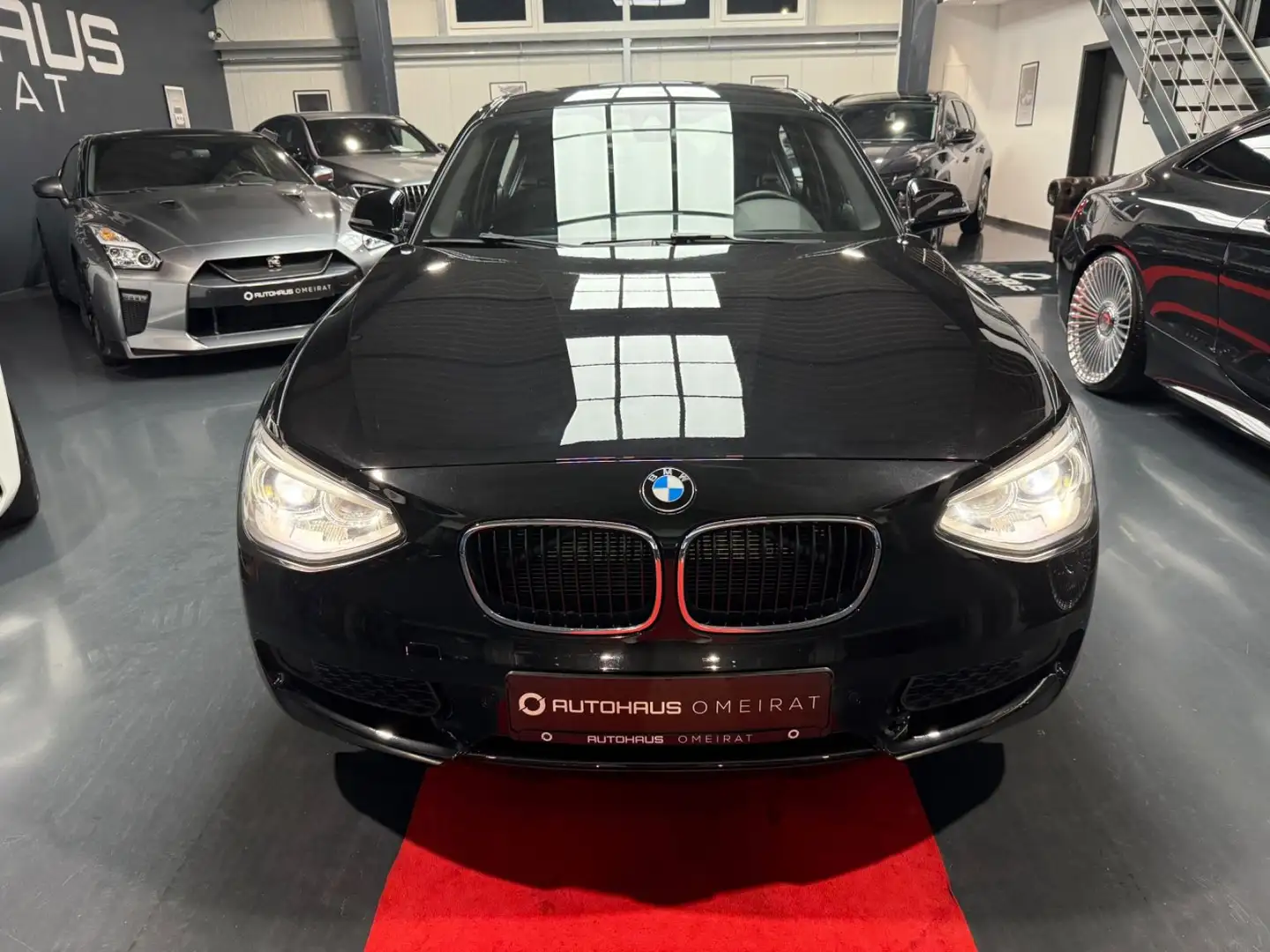 BMW 118 i 2-Hand/Automatik/Navi/Bi-Xenon/PDC/SHZ Negro - 2