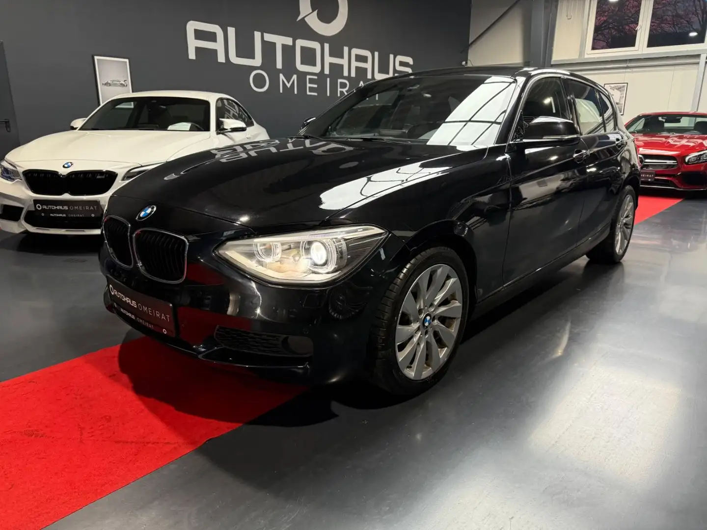 BMW 118 i 2-Hand/Automatik/Navi/Bi-Xenon/PDC/SHZ Negro - 1
