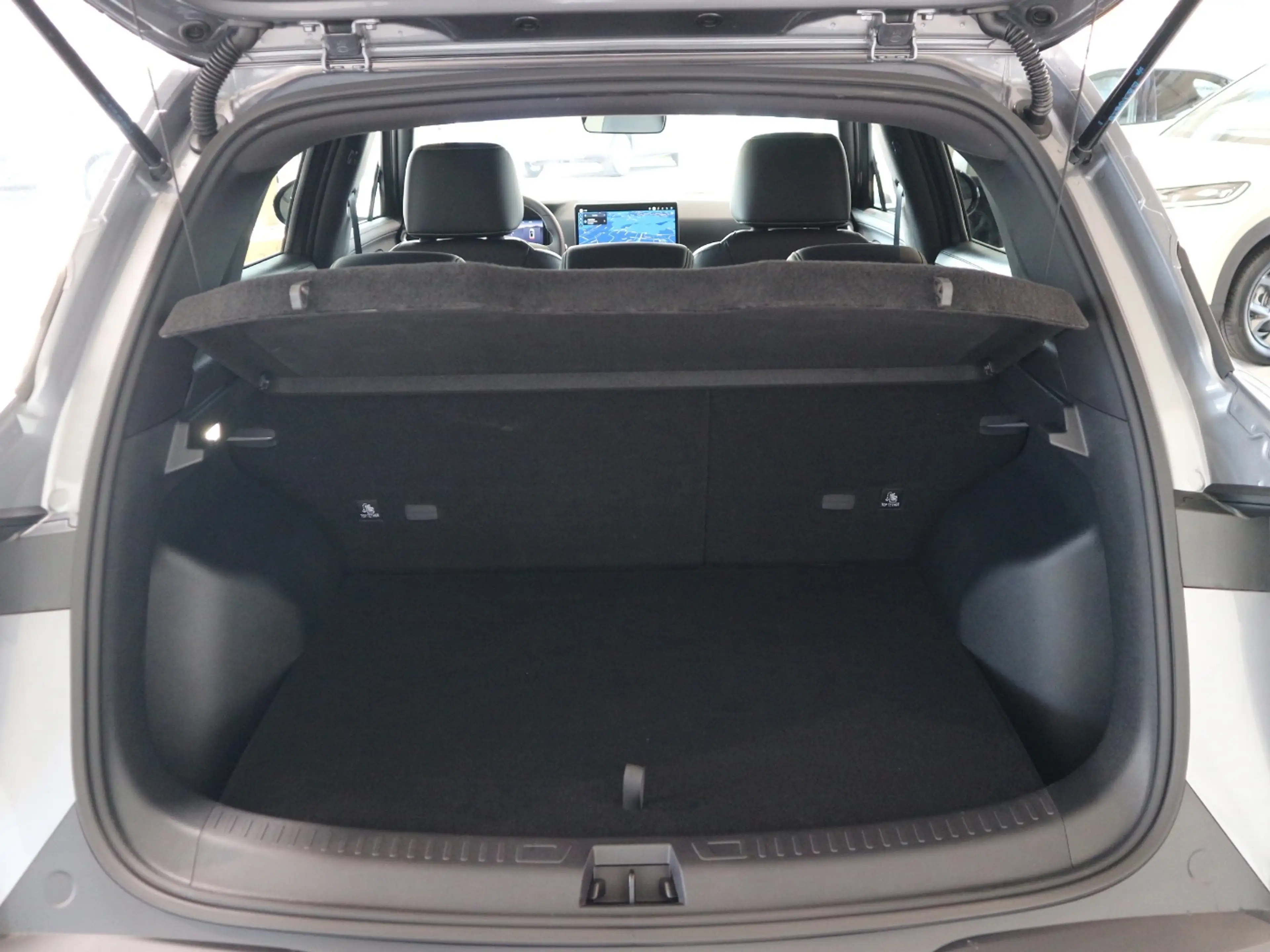 BYD Atto 2 DM-i Boost 360° LED Navi Pano SHZ Assist — photo 25