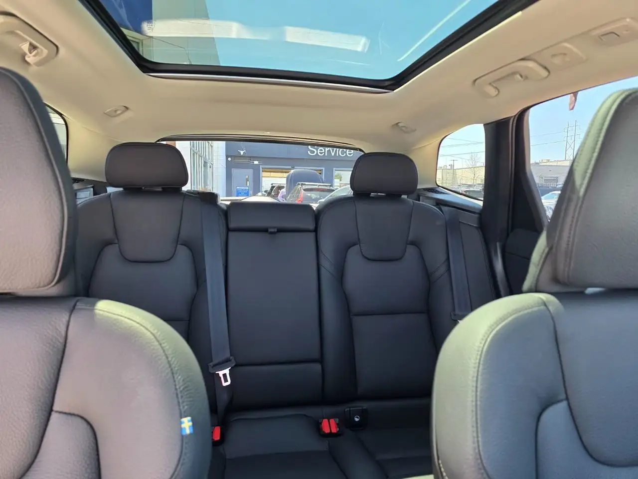 Volvo XC60 снимка Volvo XC60