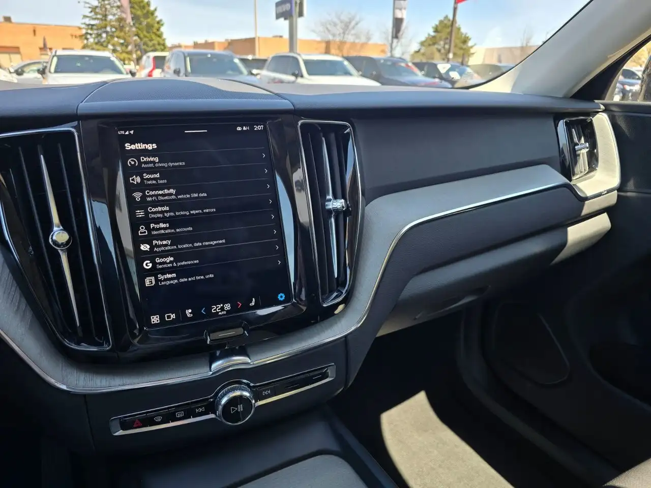 Volvo XC60 снимка Volvo XC60
