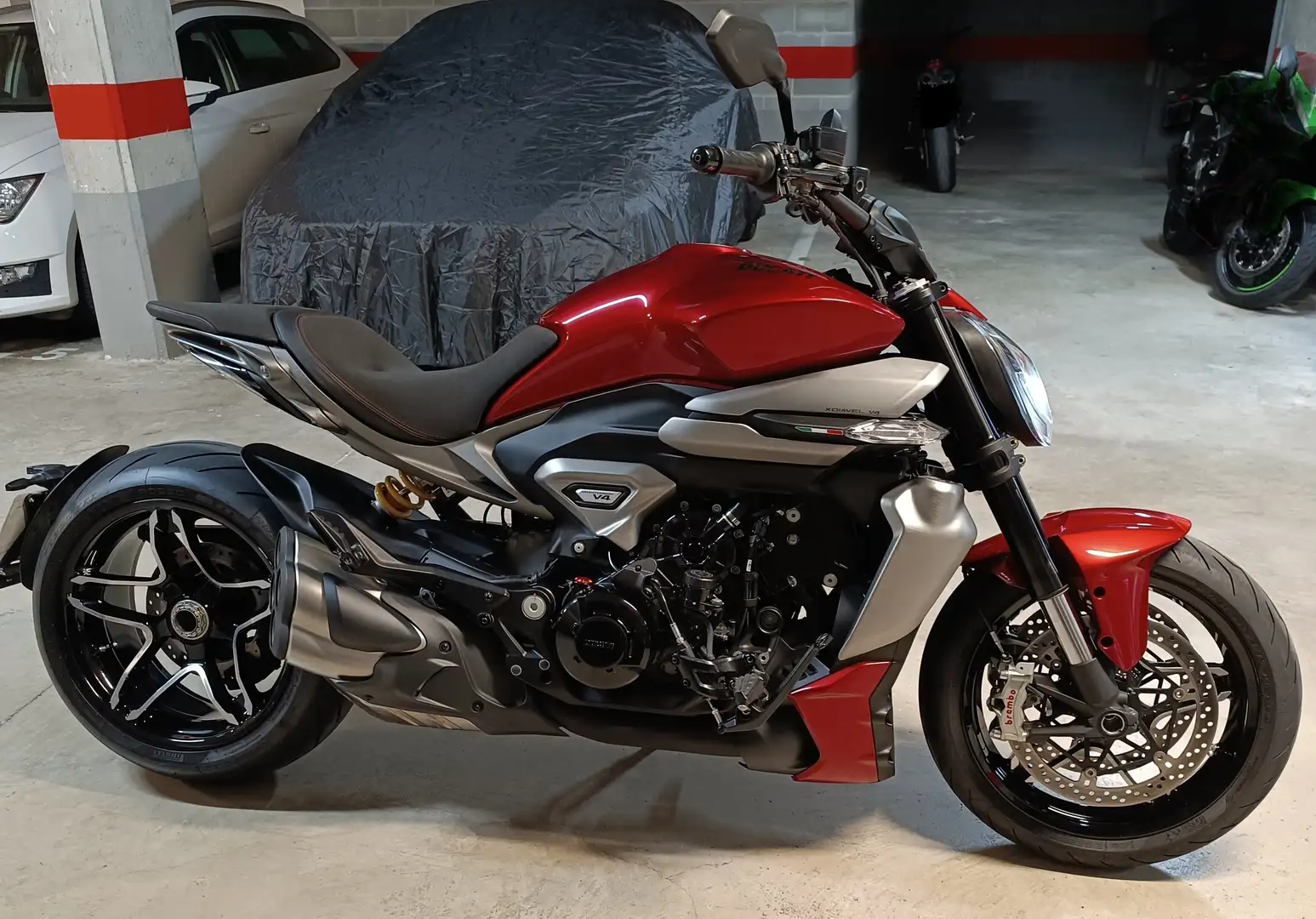 Ducati XDiavel V4 nuevo modelo Rojo - 1