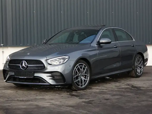 Mercedes-Benz E 300 d 4MATIC AMG Line WIDE LED SHD Kamera 19"