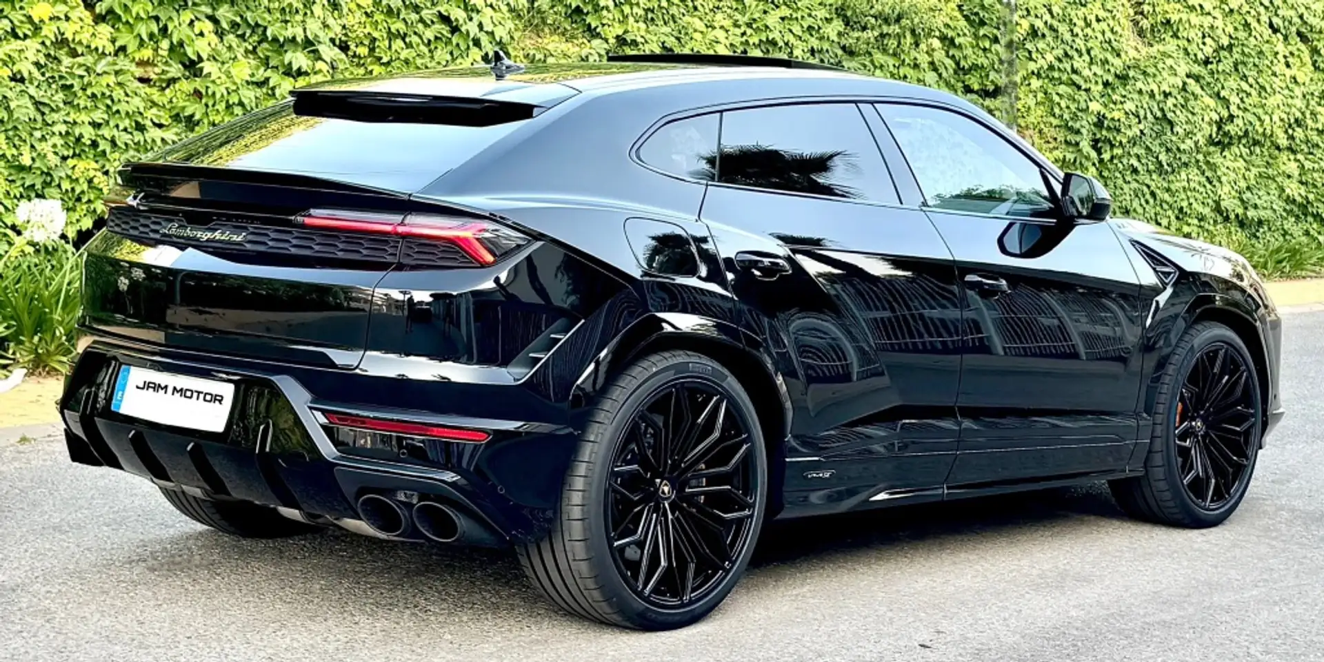 Lamborghini Urus SE Negro - 1