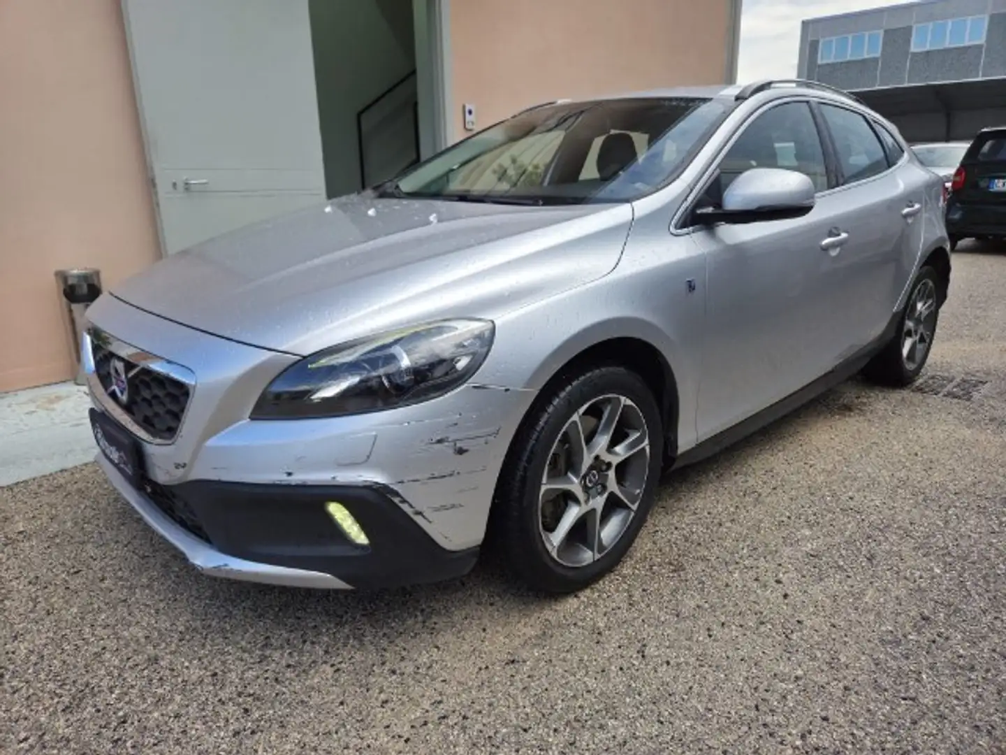 Volvo V40 Cross Country D2 Volvo Ocean Race Zilver - 2