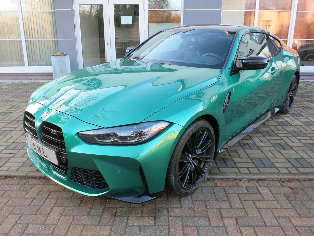 BMW M4 Competition UNFALLFREI SCHECKHEFT LED KAMERA