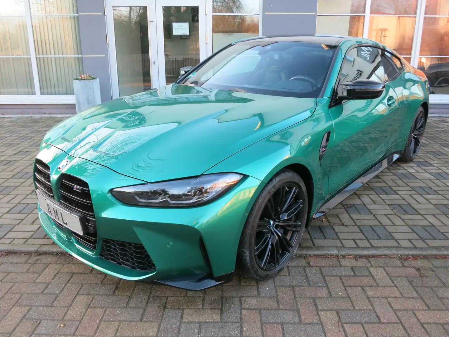 BMW M4 Competition UNFALLFREI SCHECKHEFT LED KAMERA Grün - 1