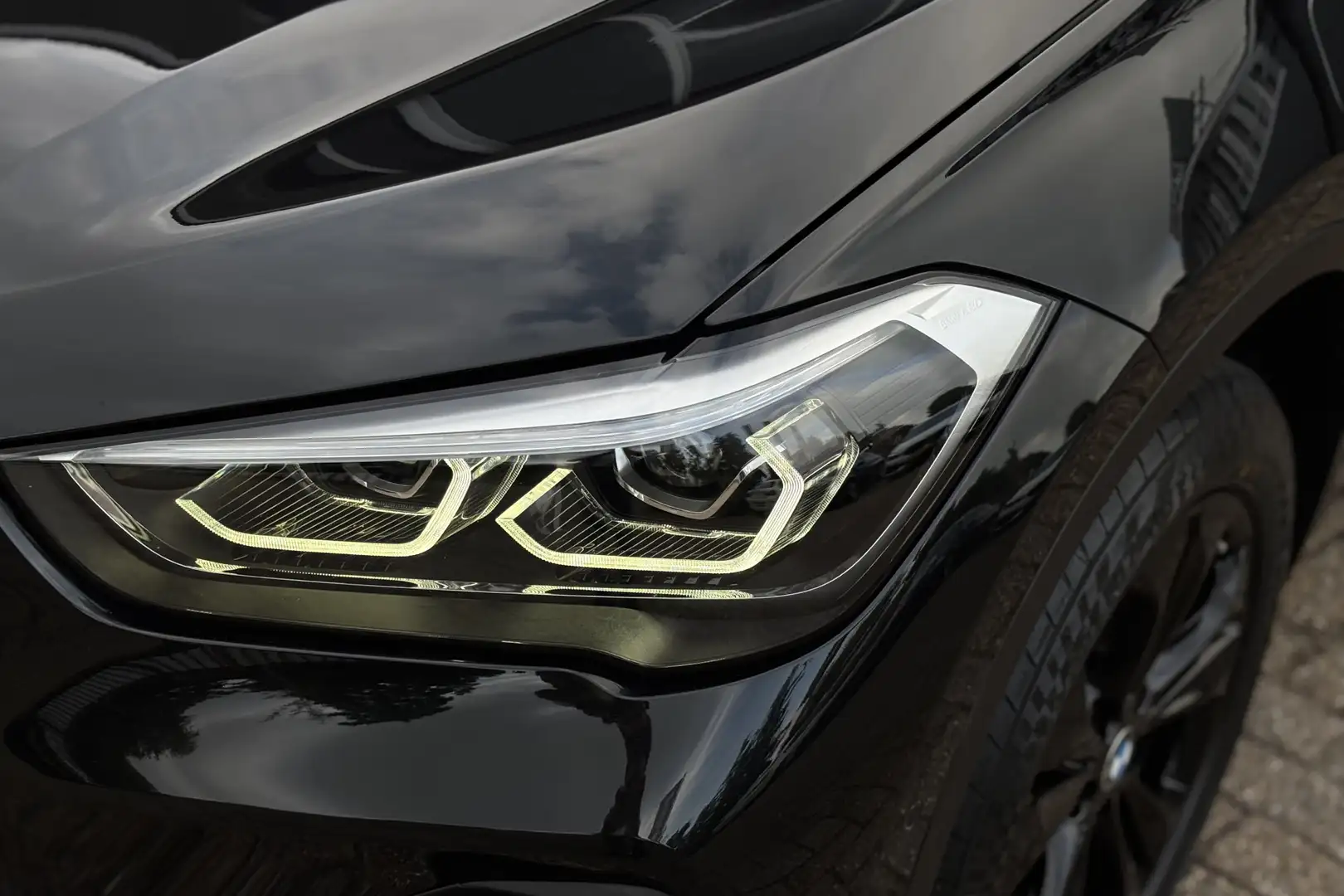 BMW X1 xDrive25e | PDC V+A | Apple Carplay | Elektrische Zwart - 2