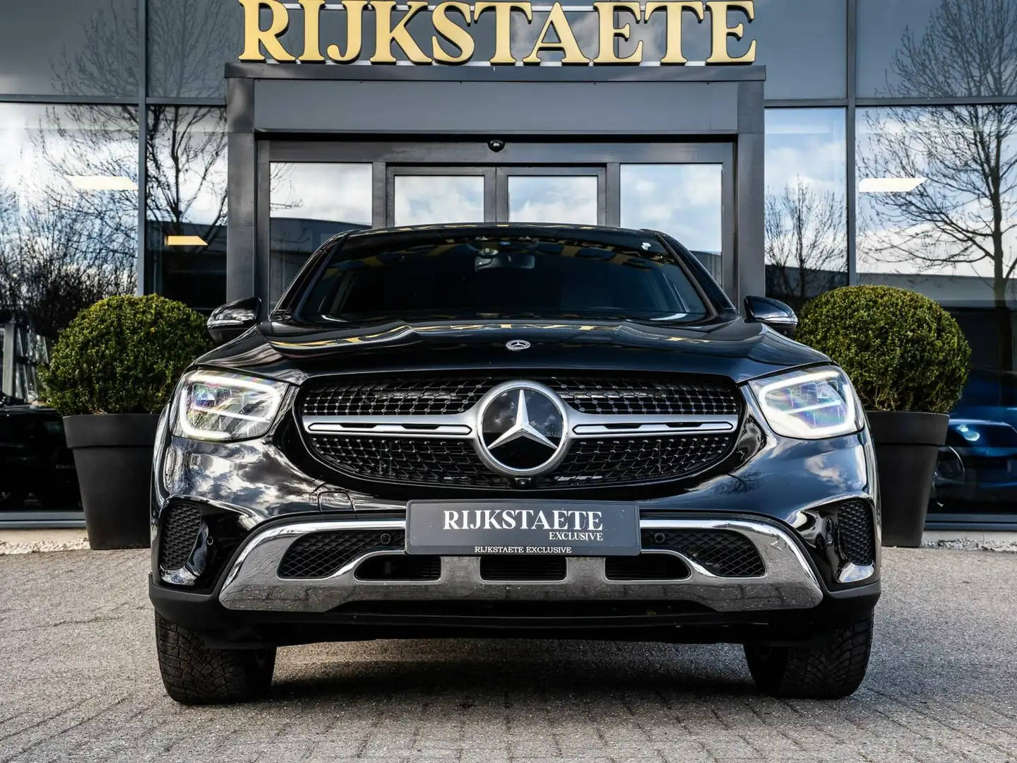 Mercedes-Benz GLC 300 Coupé 300de 4MATIC|PANO|20''|TREKHAAK Zwart - 2