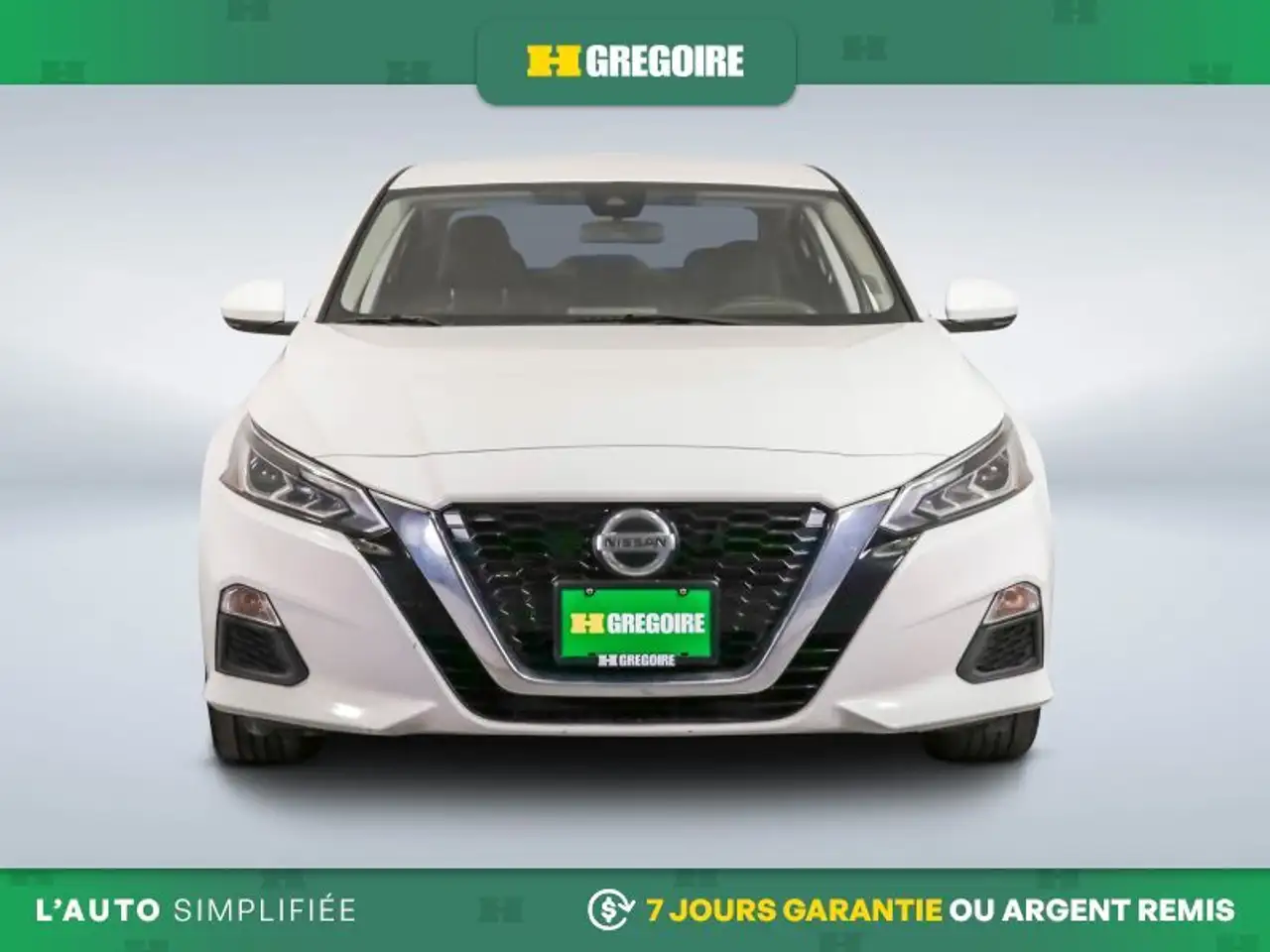 Nissan Altima снимка Nissan Altima