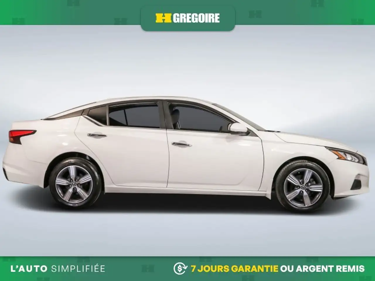 Nissan Altima снимка Nissan Altima