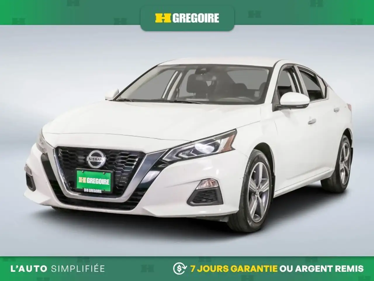 Nissan Altima снимка Nissan Altima