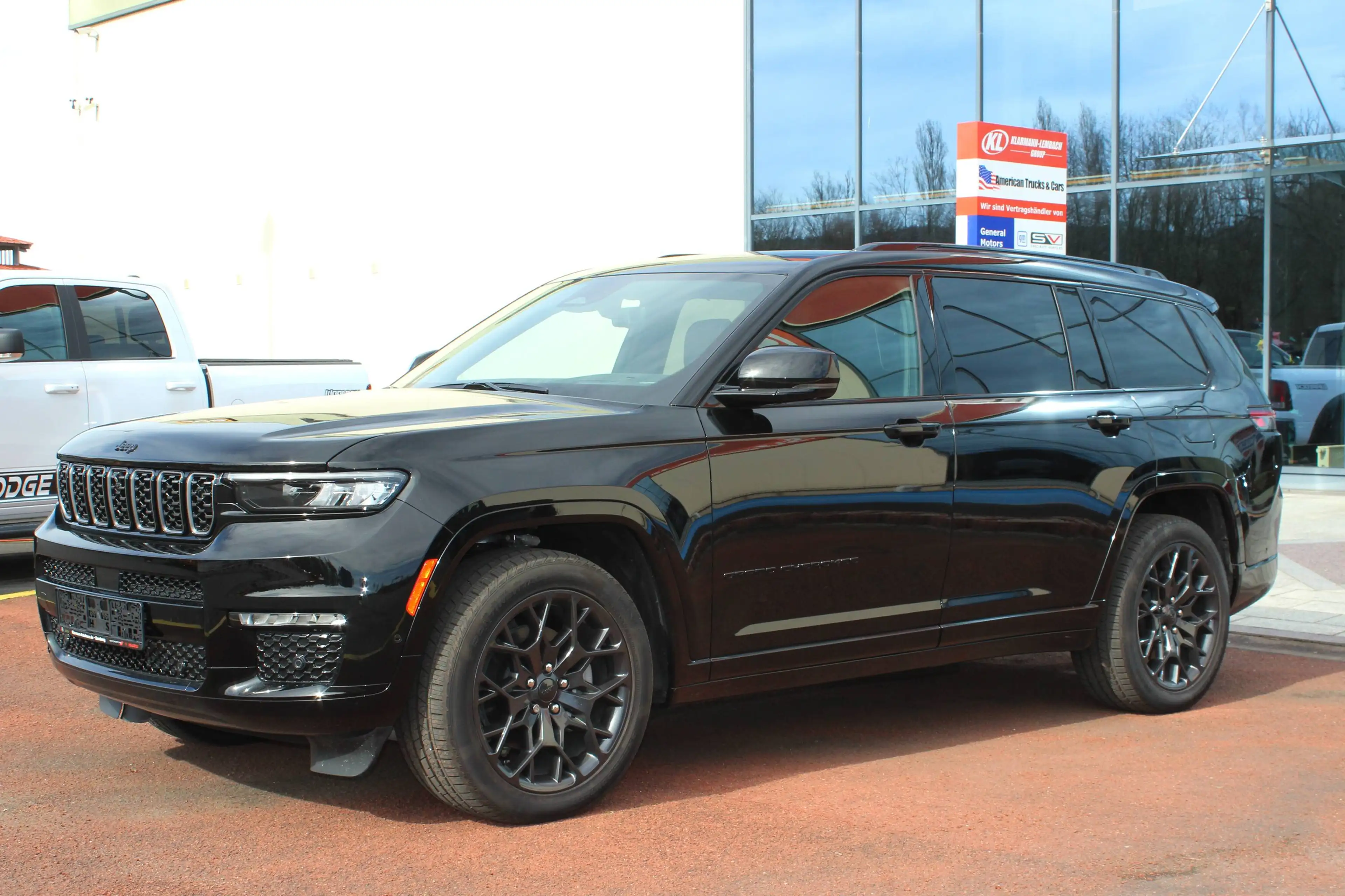 Jeep Grand Cherokee Grand Cherokee, 7 Sitze, Langversion,  V8 5.7l — photo 9