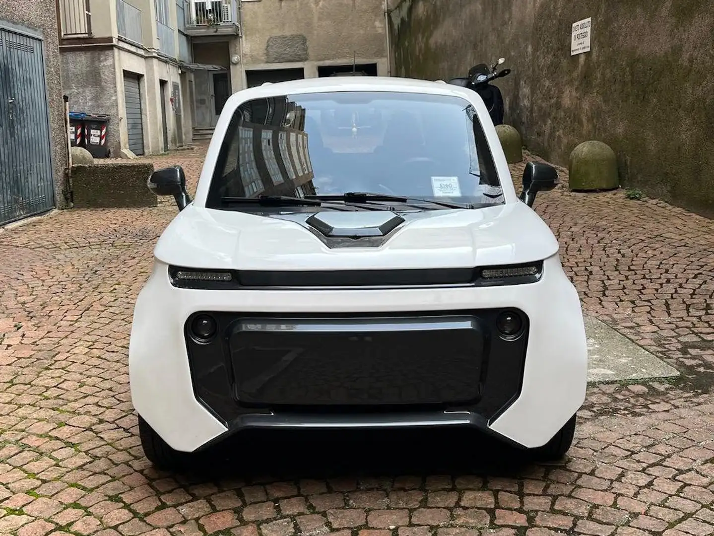 Tazzari EV Zero Junior bijela - 2