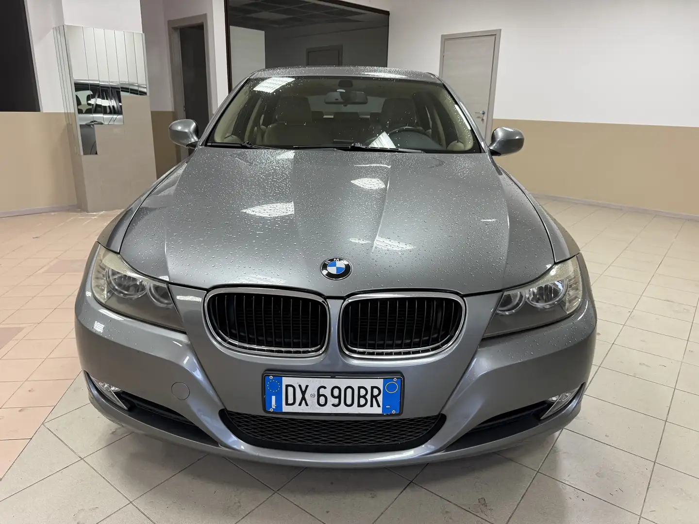 BMW 318 318d Touring 2.0 Futura 143cv FL - 1