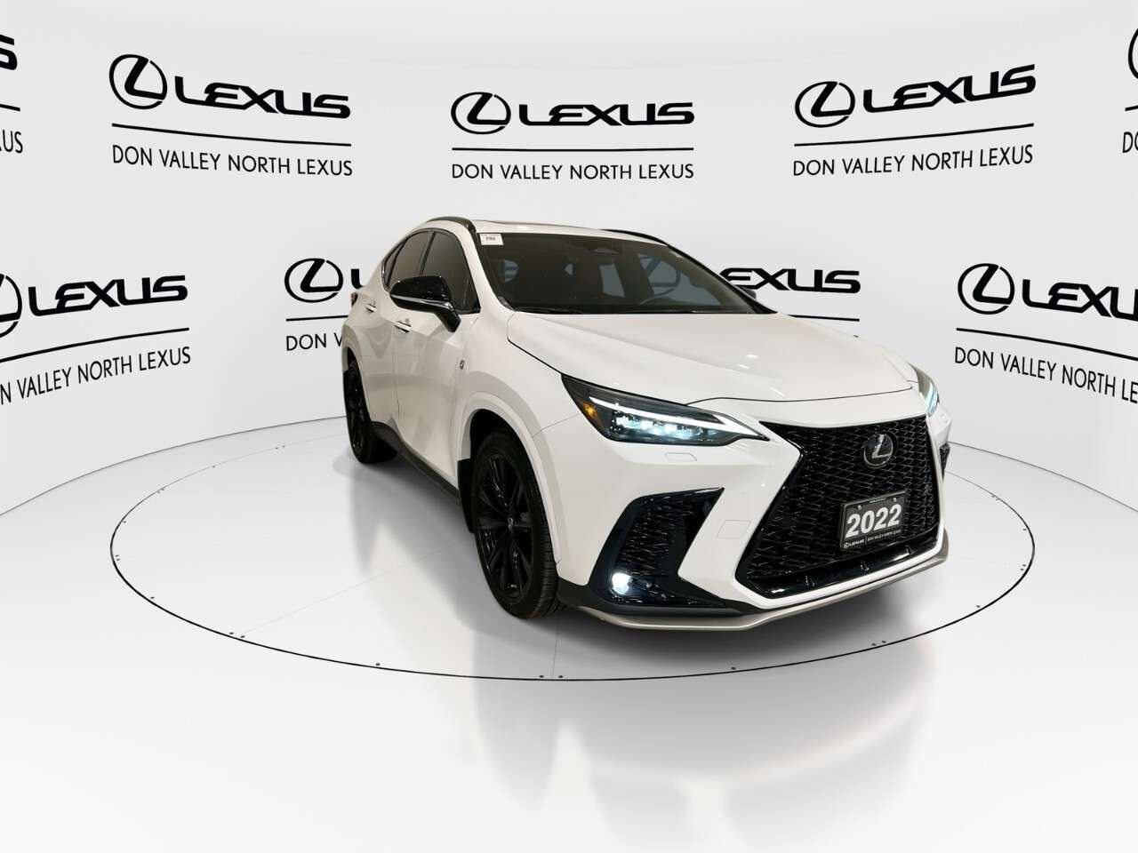 2022 Lexus NX F Sport 1-F Sport Wheels and Seats-Head Up Display — снимка 1