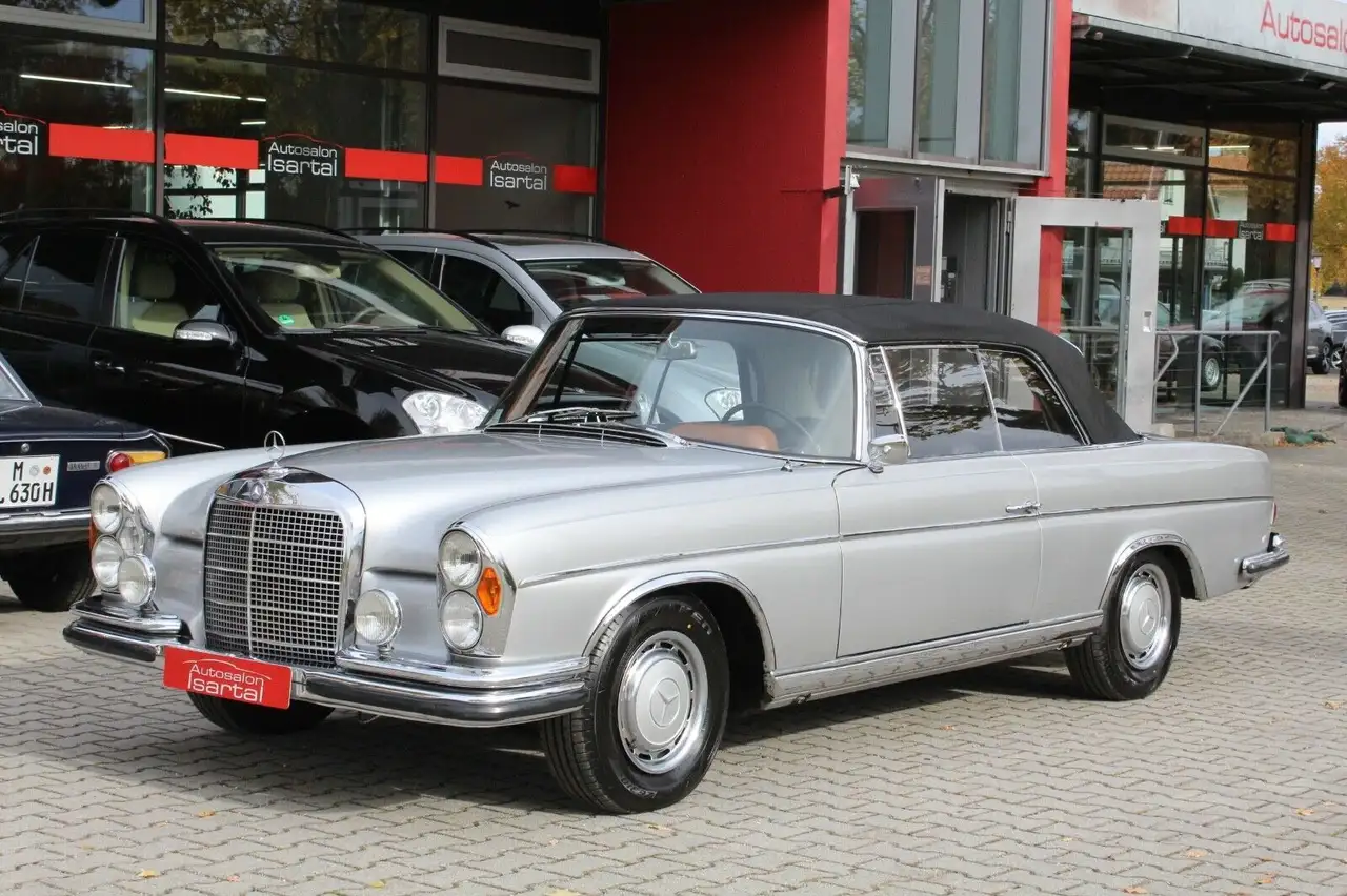 Mercedes-Benz 300 SE Cabrio - ex. CH -H-Kz.- matching nr. !, foto 1