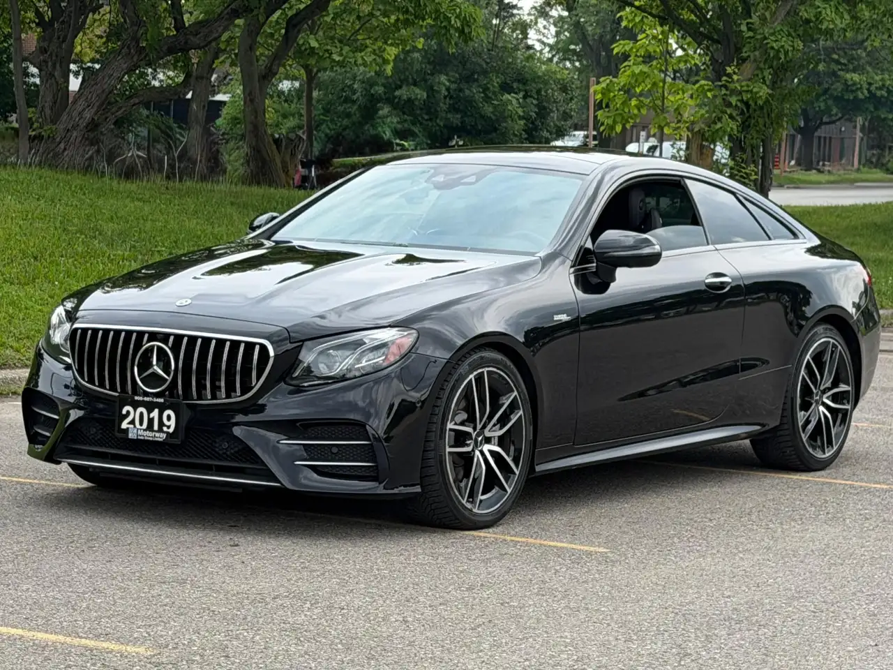Mercedes-Benz E-Class photo Mercedes-Benz E-Class