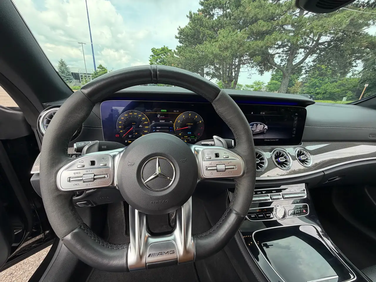 Mercedes-Benz E-Class photo Mercedes-Benz E-Class