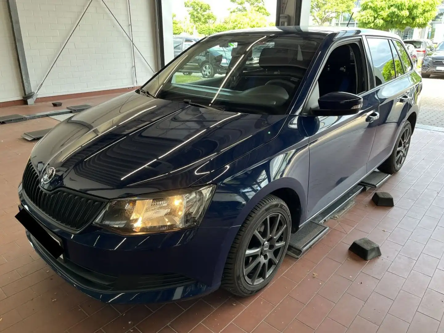 Skoda Fabia Cool Plus/2.Hand/Scheckheft/Anhängerkuppl/Klima Blau - 2