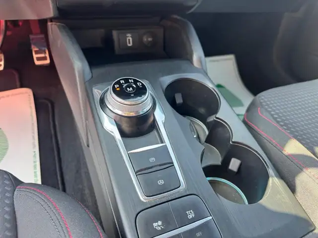 Ford Focus view 12