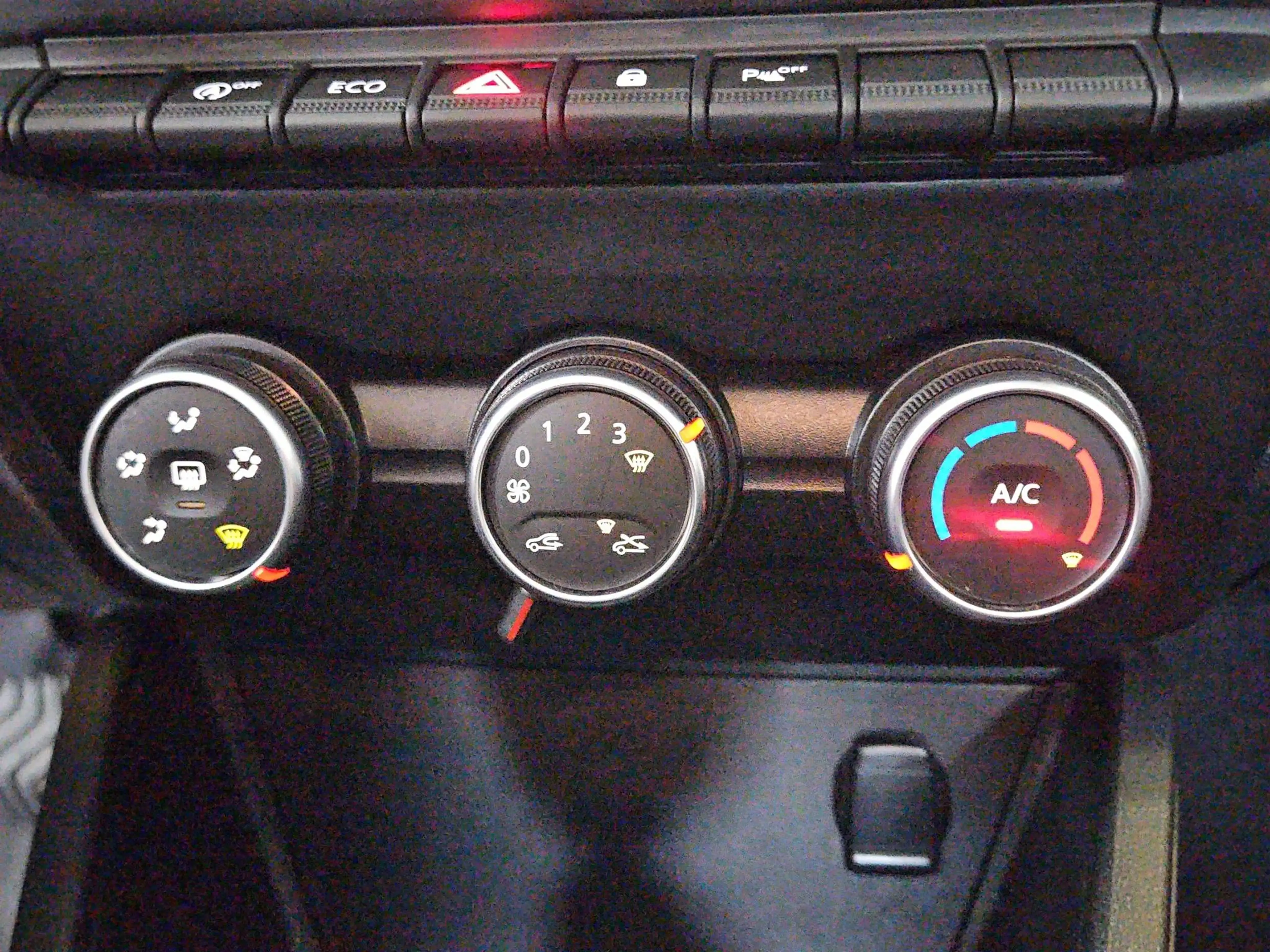 Dacia Duster Duster 1.0 TCe Comfort GPF (EU6d) ENKEL 20.000KM!! — photo 15