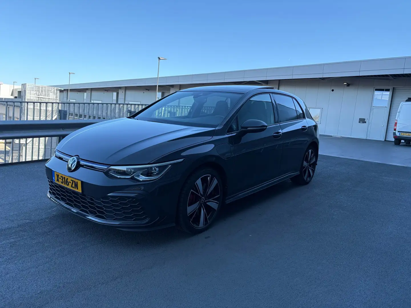 Volkswagen Golf GTE 1.4 eHybrid Grey - 2