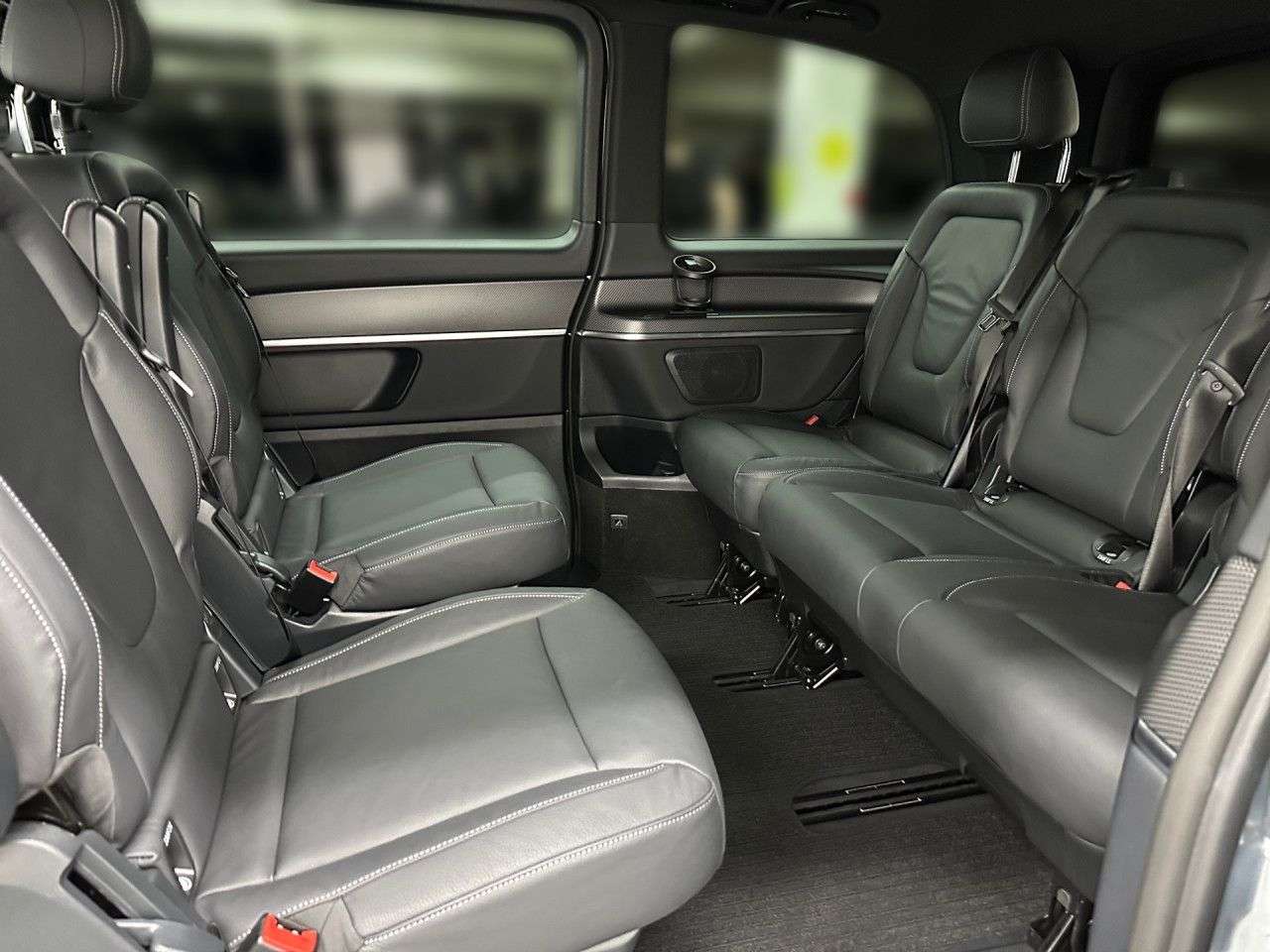 Mercedes-Benz V 250
