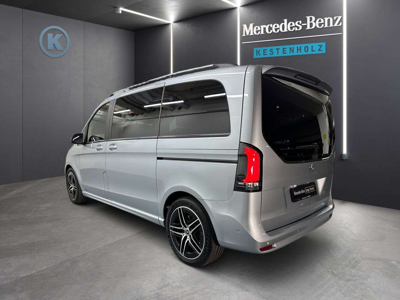 Mercedes-Benz V 250