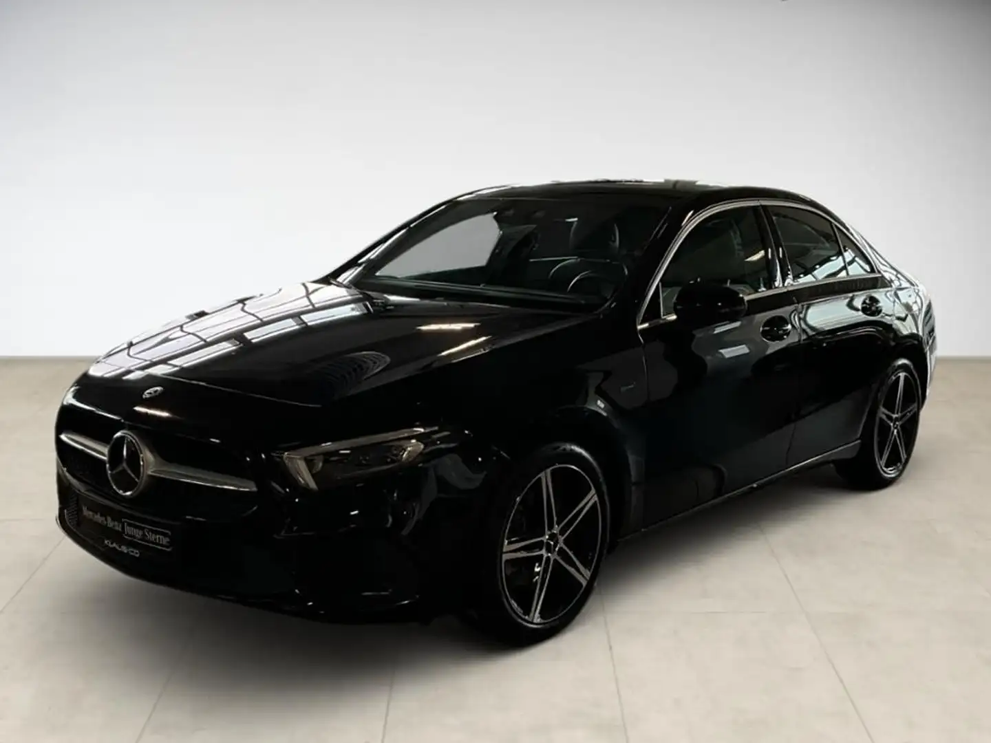 Mercedes-Benz A 250 e Progressive Pano ACC PDC SHZ LED SpurH Noir - 1