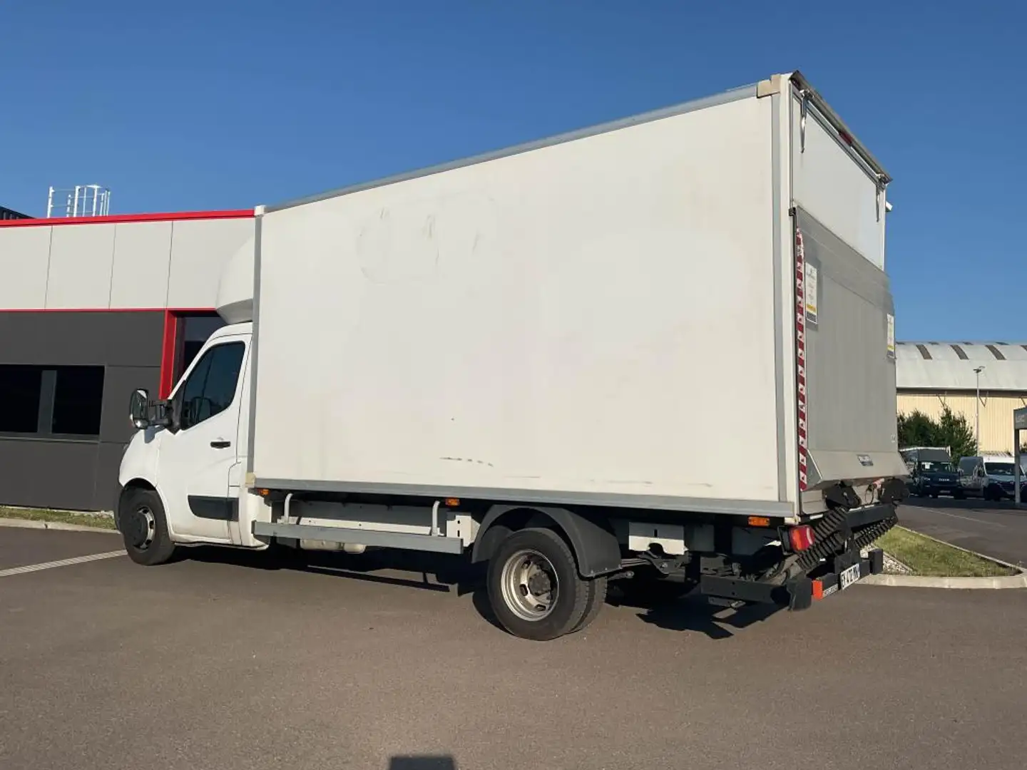 Renault Master 20M3 3T5 2.3 dCi 165 CONFORT - 17 417 HT - CAISSE  White - 2
