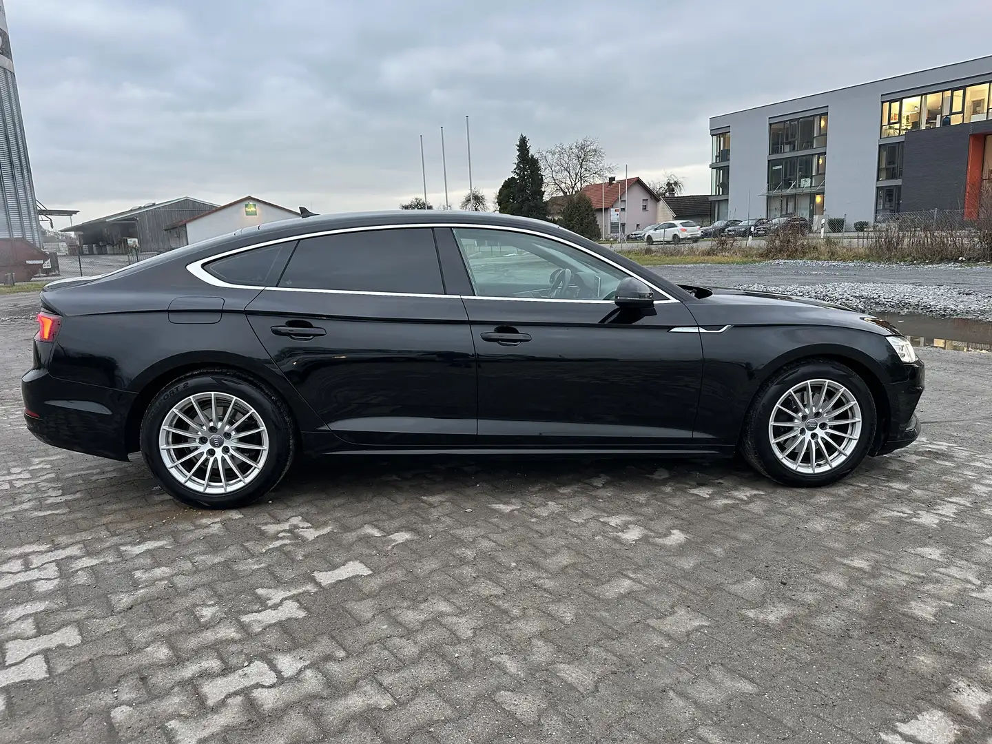 Audi A5 35TDI Automatik 2Hand TÜV bis 12.2026 Schwarz - 2