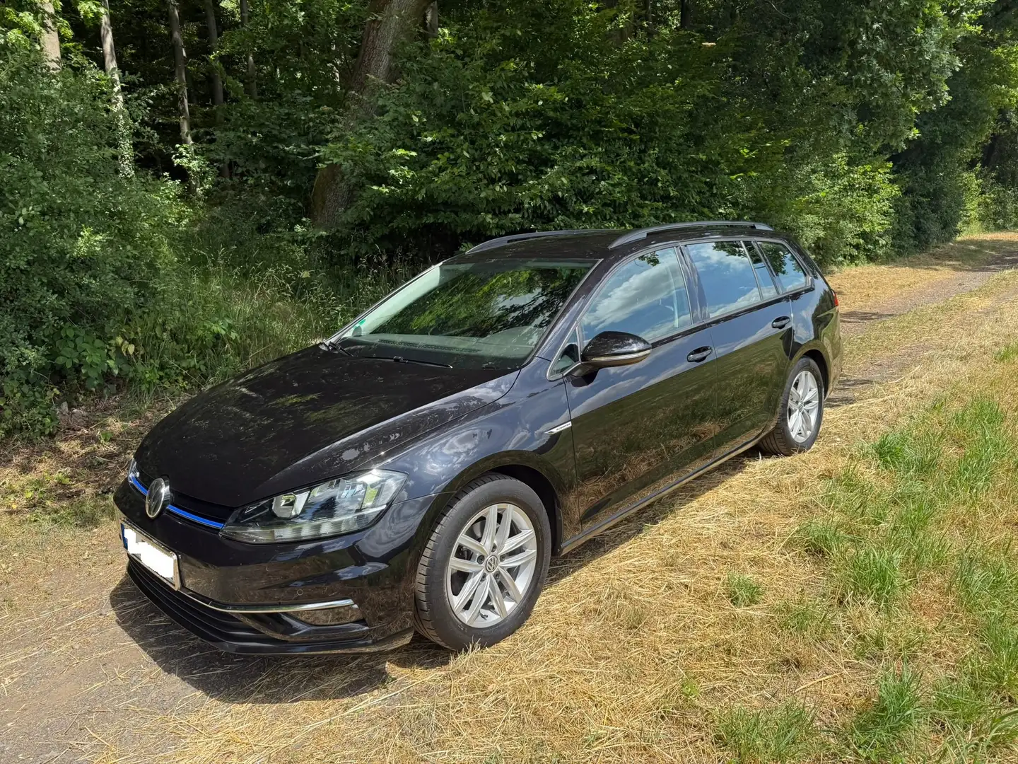 Volkswagen Golf Variant Golf VII Variant 1.5 TSI-Bluemotion-Scheckheft Schwarz - 1