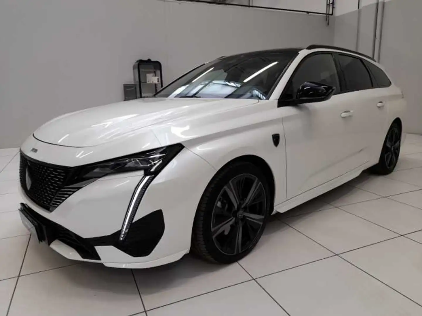 Peugeot 308 SW 1.5 BlueHDi GT Pack Bianco - 1