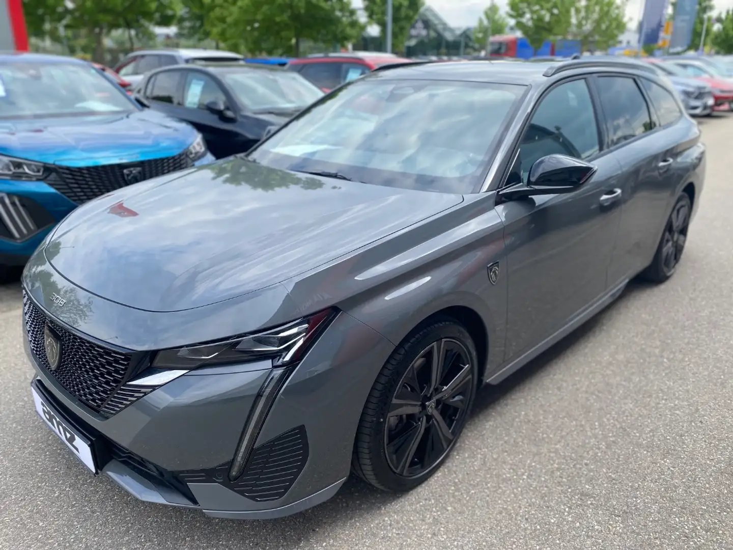 Peugeot 308 1.5 BlueHDi 130 SW GT Matirx LED* 360° Grau - 2