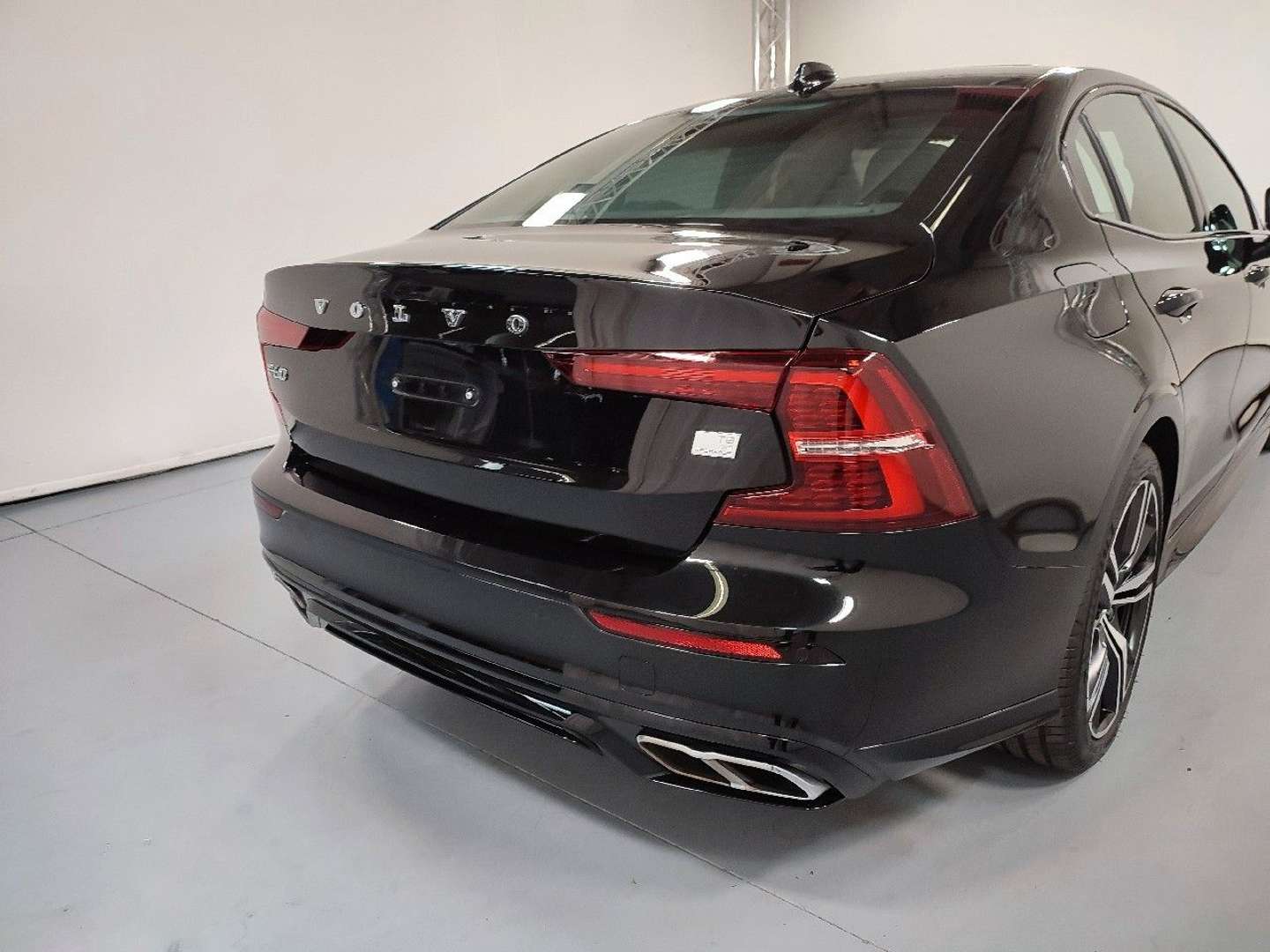 Volvo S60 R Design T8 Recharge Plug-In Hybrid AWD - 2021 - Joinsteer - #11