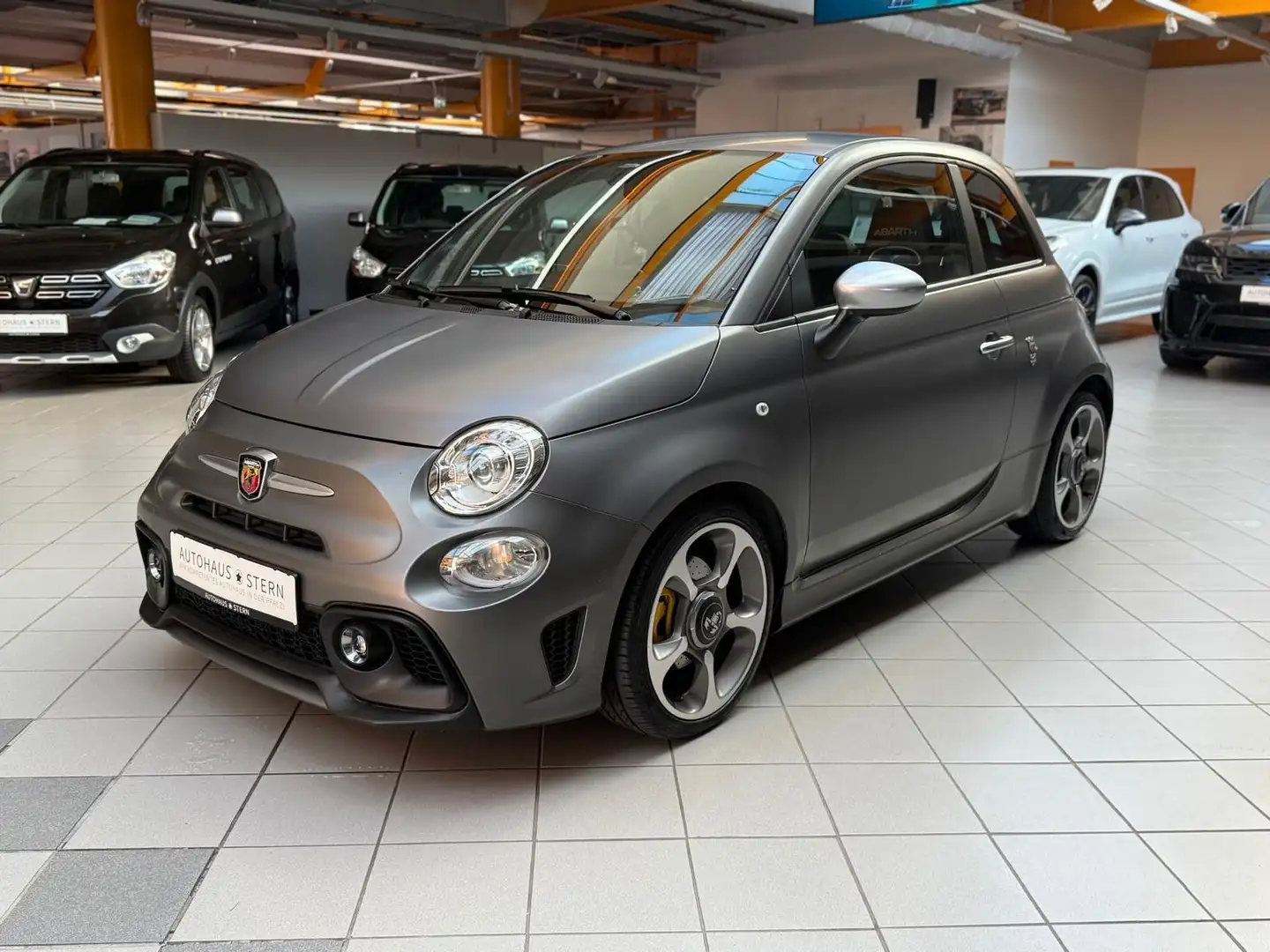 Abarth 595 Turismo |Xenon|F1|PDC|CarPlay|Navi|Vollleder Gris - 2