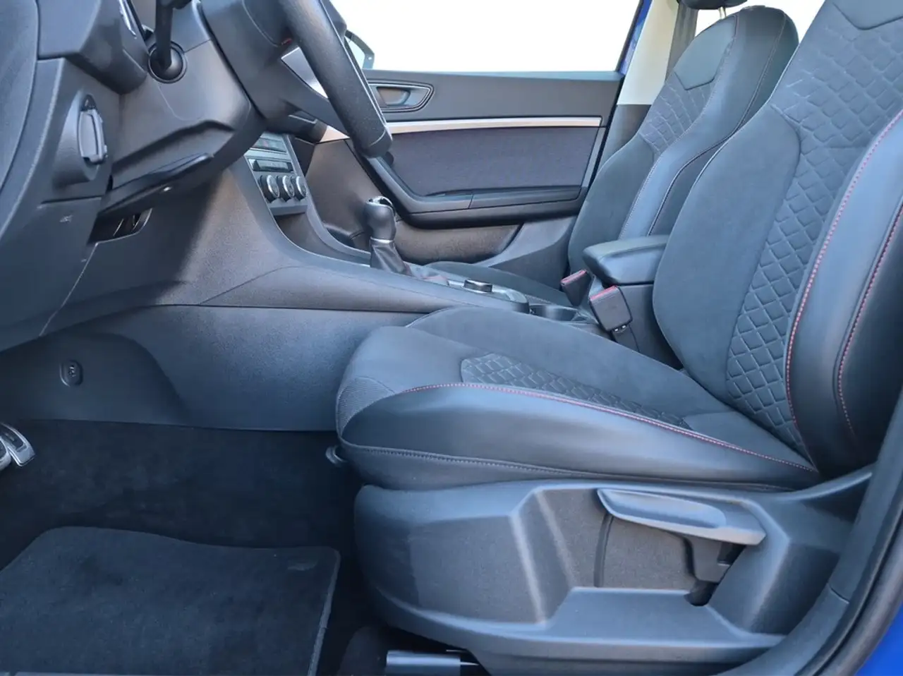 SEAT Ateca 1.5 TSI ACT FR VIRTUAL*LED*TEMP*PDC*KAMERA*NEBE... 11
