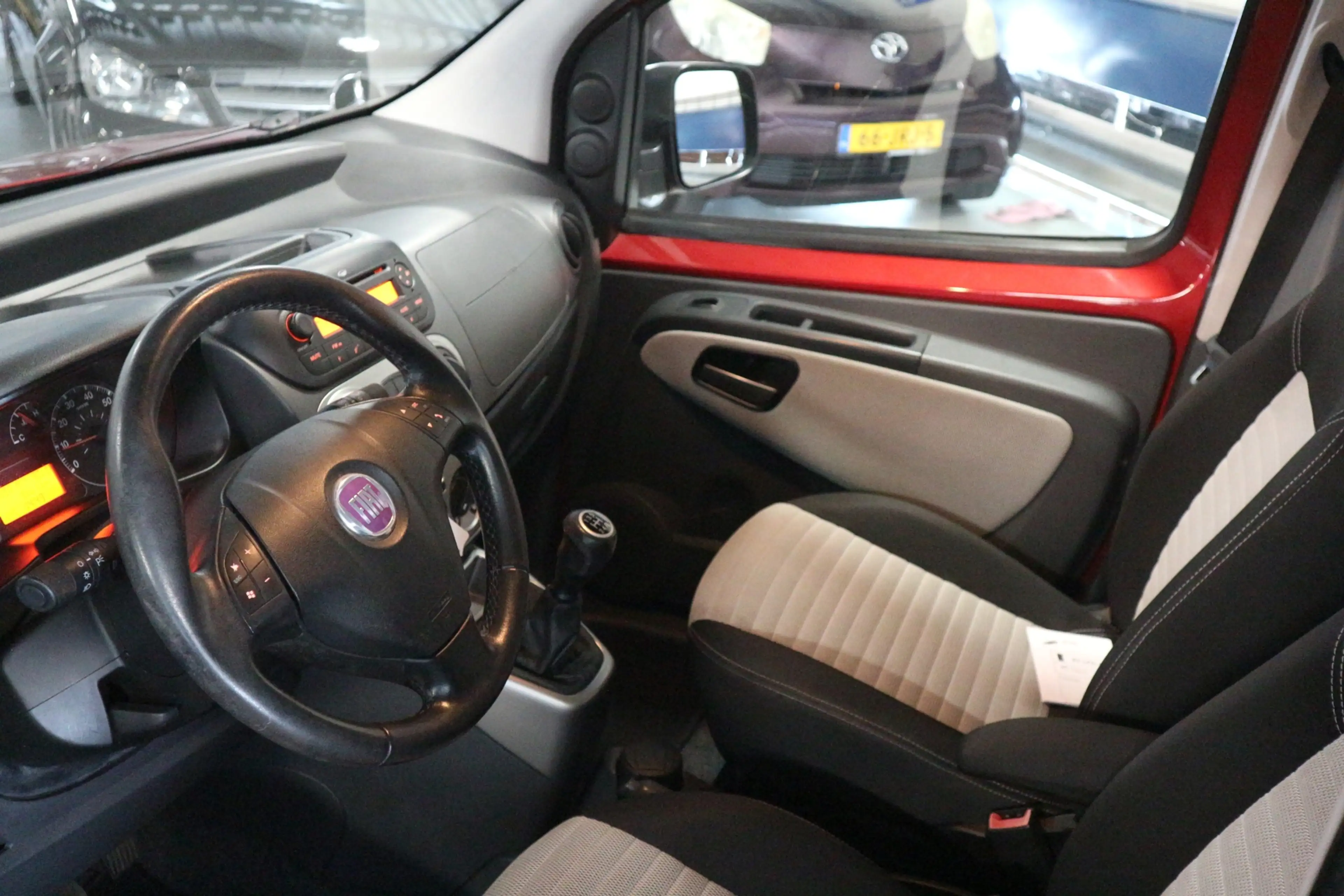 Fiat Qubo 1.4 Dynamic / AIRCO / FULL SERVICE HISTORIE ! ! ! — photo 2