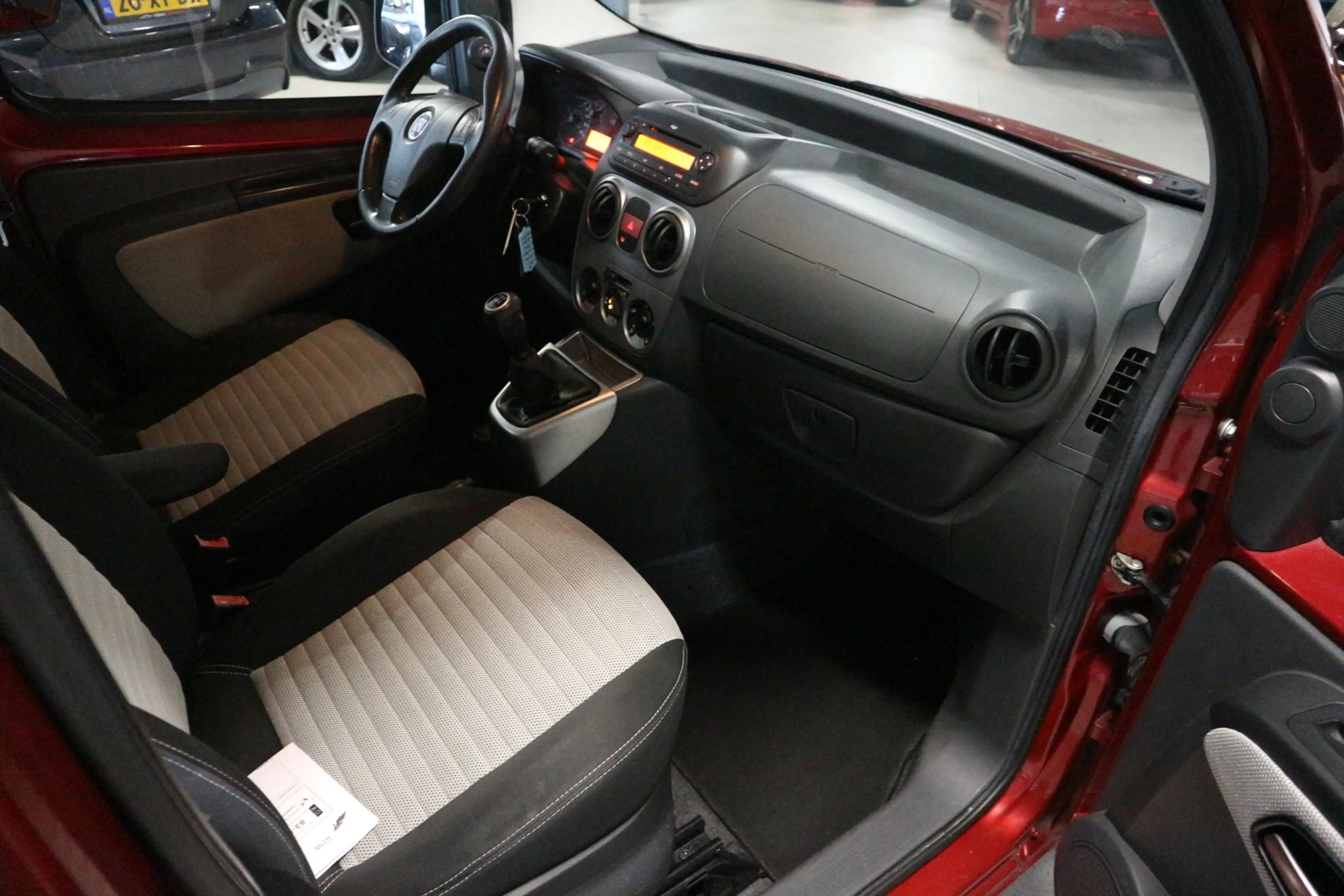 Fiat Qubo 1.4 Dynamic / AIRCO / FULL SERVICE HISTORIE ! ! ! — photo 11