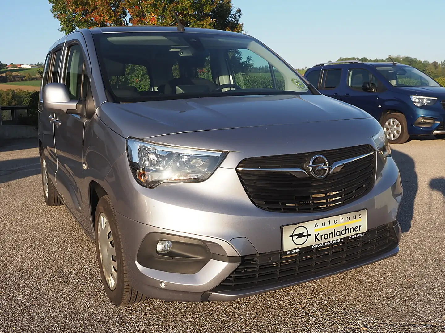 Opel Combo Life 1,5 CDTI BlueInj. L L1H1 Edition S/S Grau - 2