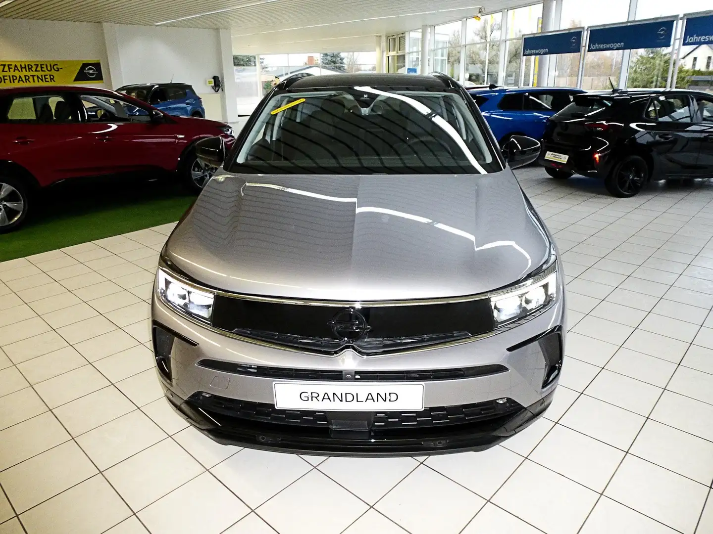 Opel Grandland 1.2 AT8 Matrixlicht,el.Heckklappe,Abstandstempomat Silber - 2