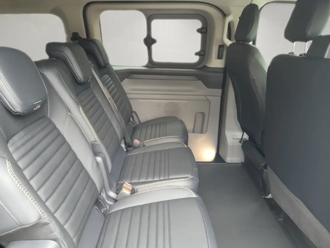 Ford Transit Custom Trail Kombi 320 L1 AWD AT 2,0 EcoBlue AHK-klappbar 14