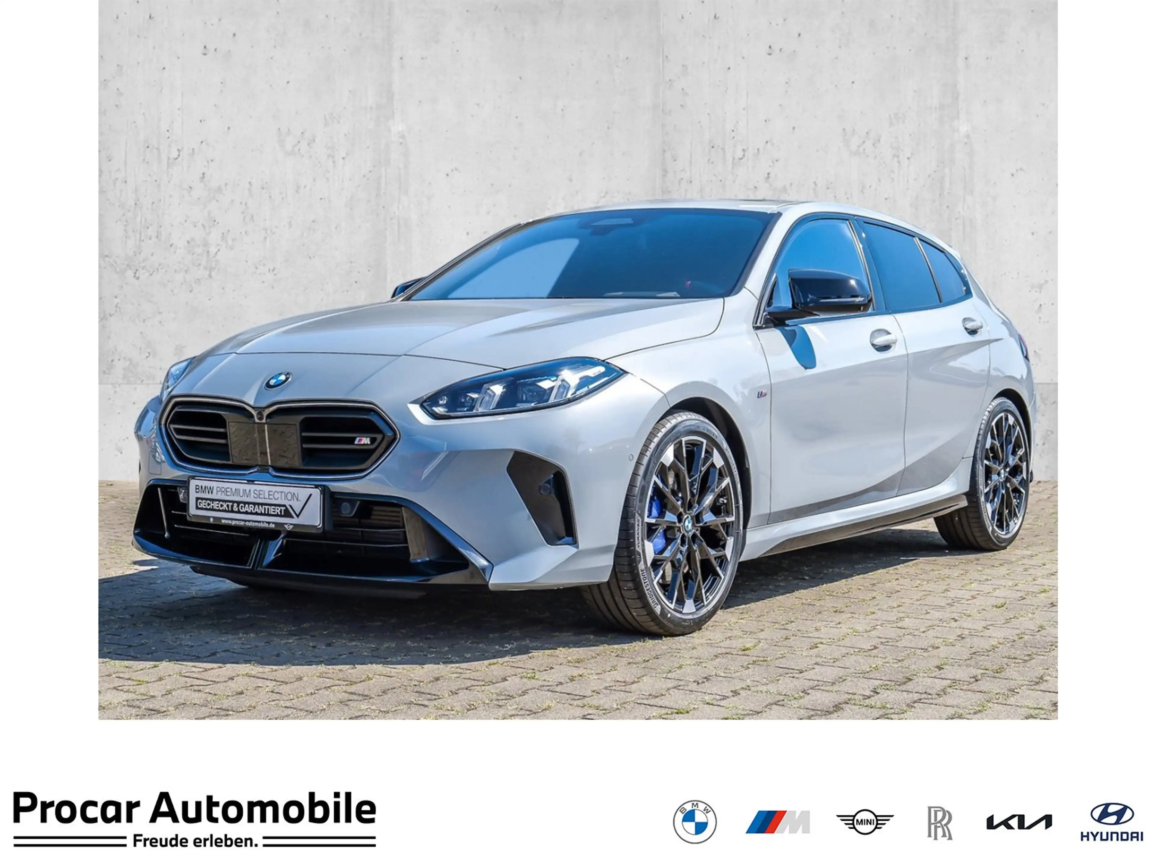 BMW 135 M135 xDrive M Sport AHK Pano H/K DA Prof PA+ HuD